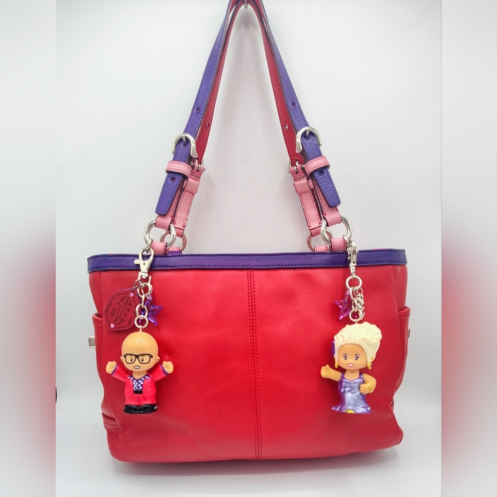 Coach East West Gallery Pleated Leather shoulder bag w/ Lips & Ru Paul charms - Picture 9 of 17